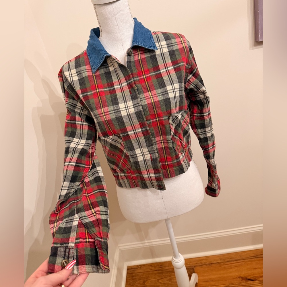 Vintage Plaid Women's Jacket with Denim Collar